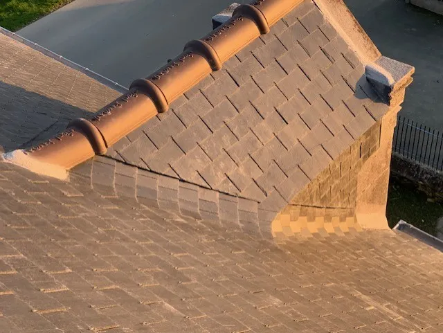 couvreur plouer sur rance